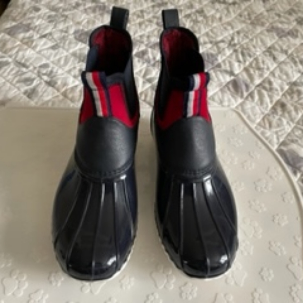 Tommy Hilfiger Women's Rain Boots-Size 7